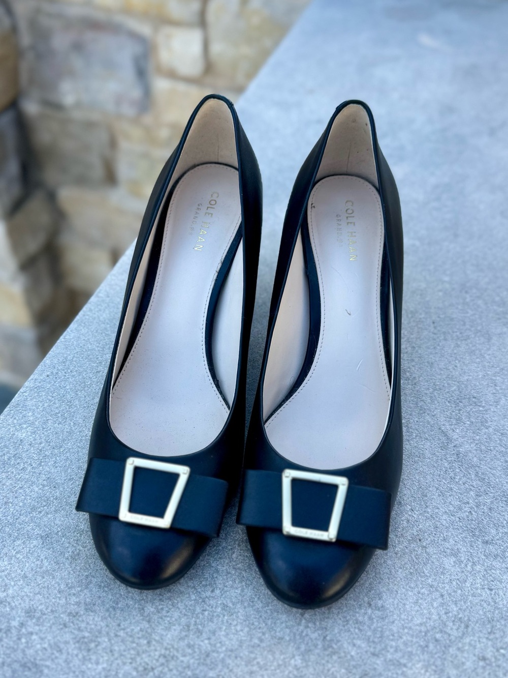 Cole Haan Grand Ambition Black Leather Block Heel Buckle Pumps 8B